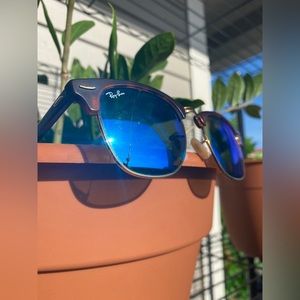 Ray-Ban Glasses & Ray-Ban Case